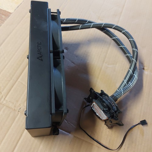 Arctic liquid freezer 240 - liquid,